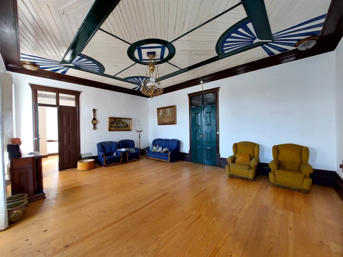 Moradia T4 para Venda em Insua Foto 5