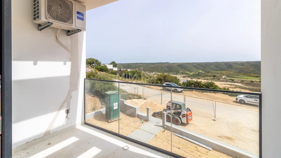 Apartamento T3 para Venda em Aljezur Foto 2