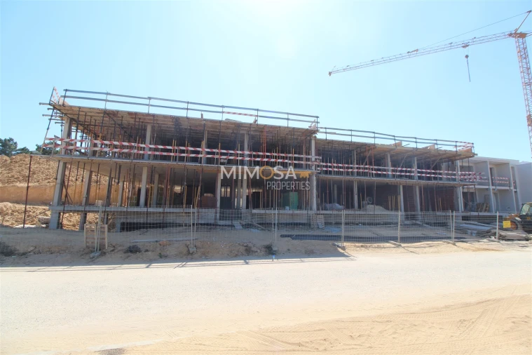 Apartamento T4 para Venda em Aljezur Foto 7