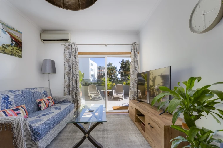 Apartamento T1 para Venda em Lagos (São Sebastião e Santa Maria) Foto 8