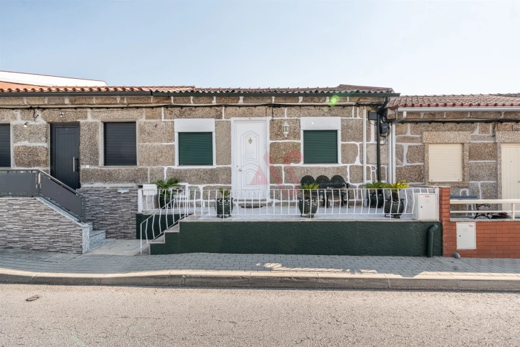 Moradia T3 para Venda em Azurem