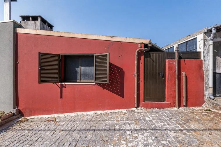 Moradia T4 para Venda em Azurem Foto 16