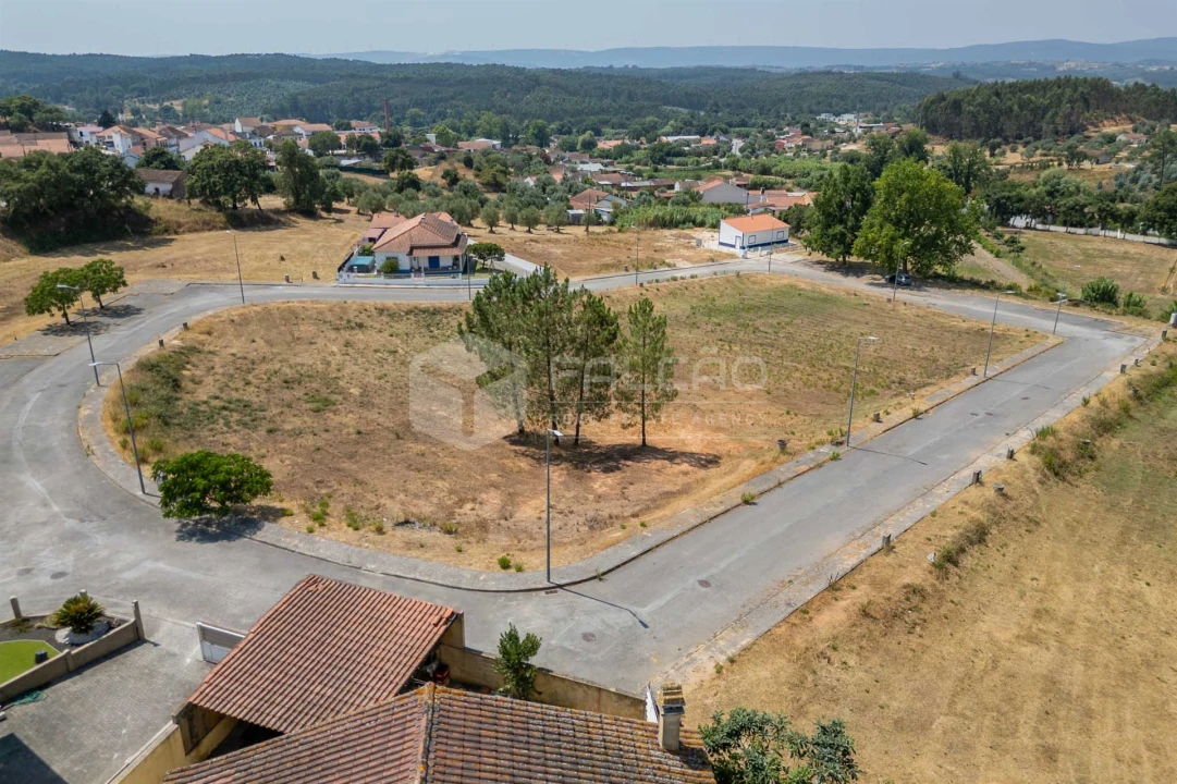 Terreno para Venda em Alcanede Foto 9