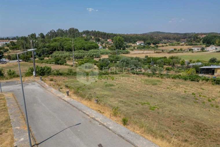 Terreno para Venda em Alcanede Foto 12