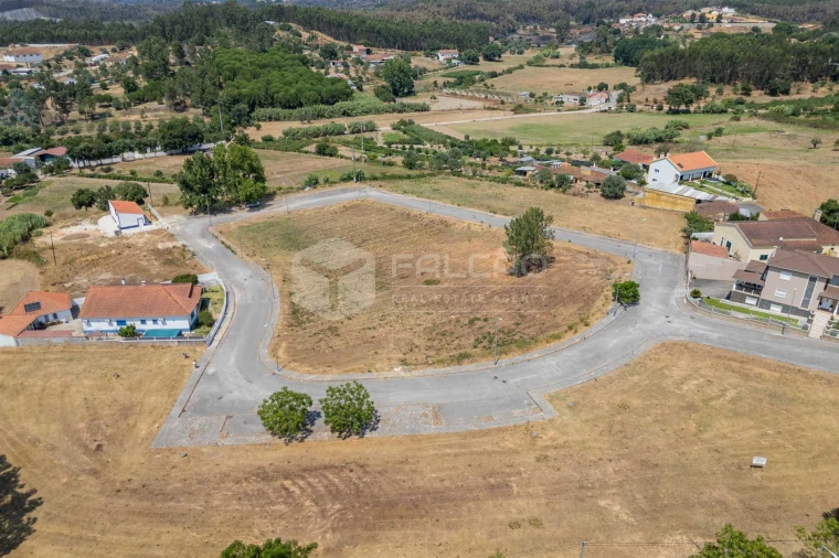 Terreno para Venda em Alcanede Foto 11
