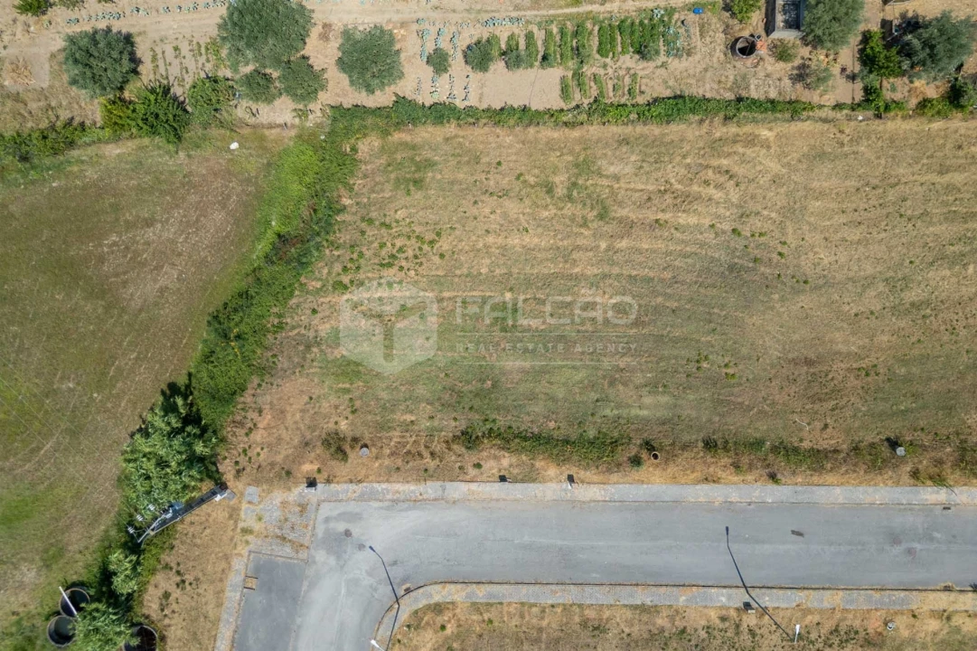 Terreno para Venda em Alcanede Foto 7