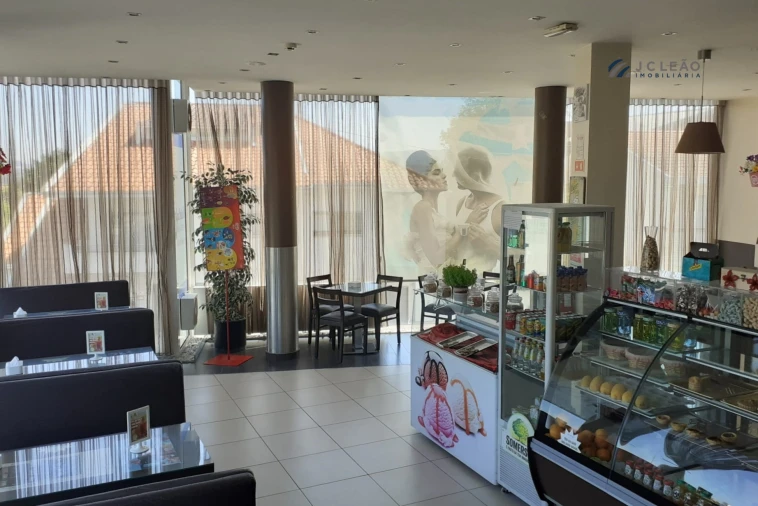 Loja para Trespasse em Paredes Foto 5