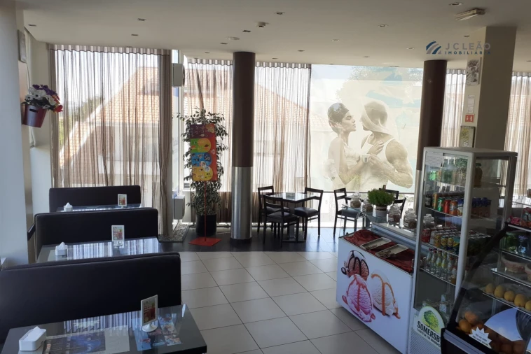 Loja para Trespasse em Paredes Foto 6