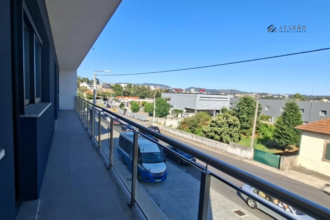 Moradia T3 para Venda em Campo e Sobrado Foto 18