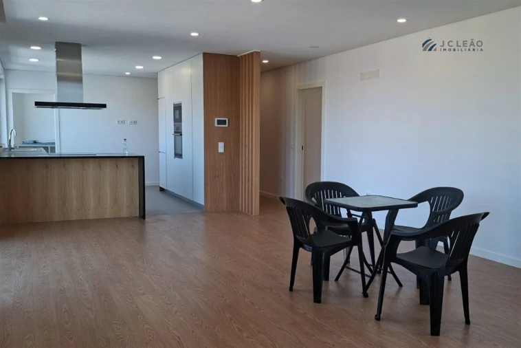 Apartamento T3 para Venda em Campo e Sobrado Foto 17