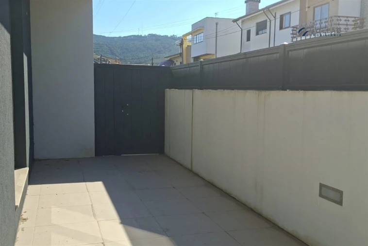 Apartamento T3 para Venda em Campo e Sobrado Foto 32