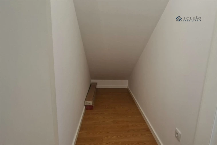Apartamento T3 para Venda em Campo e Sobrado Foto 38