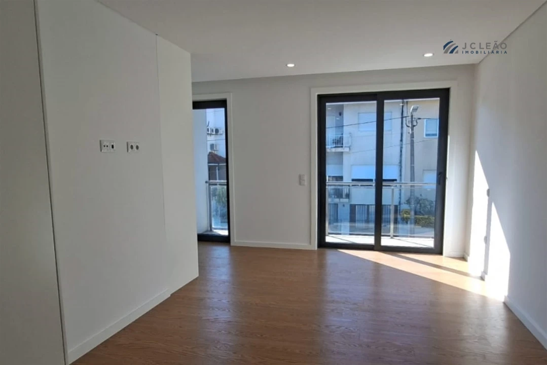 Moradia T3 para Venda em Campo e Sobrado Foto 22