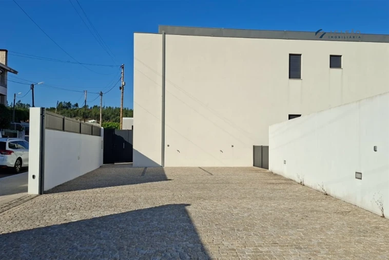 Apartamento T3 para Venda em Campo e Sobrado Foto 38