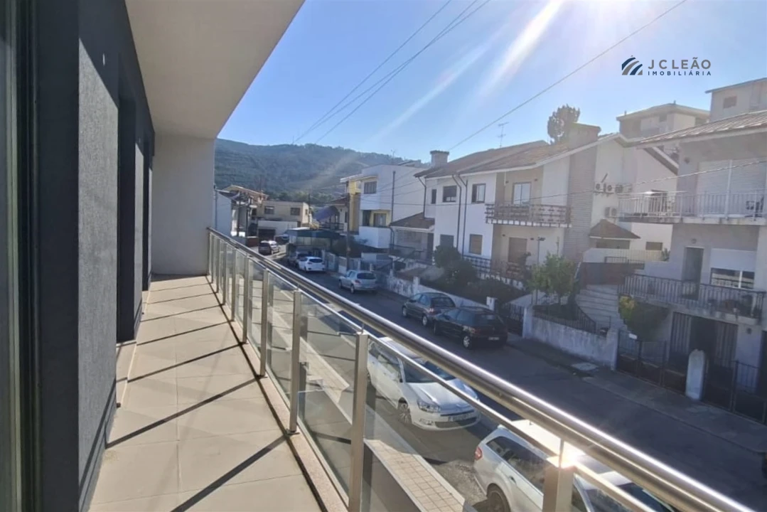 Moradia T3 para Venda em Campo e Sobrado Foto 20