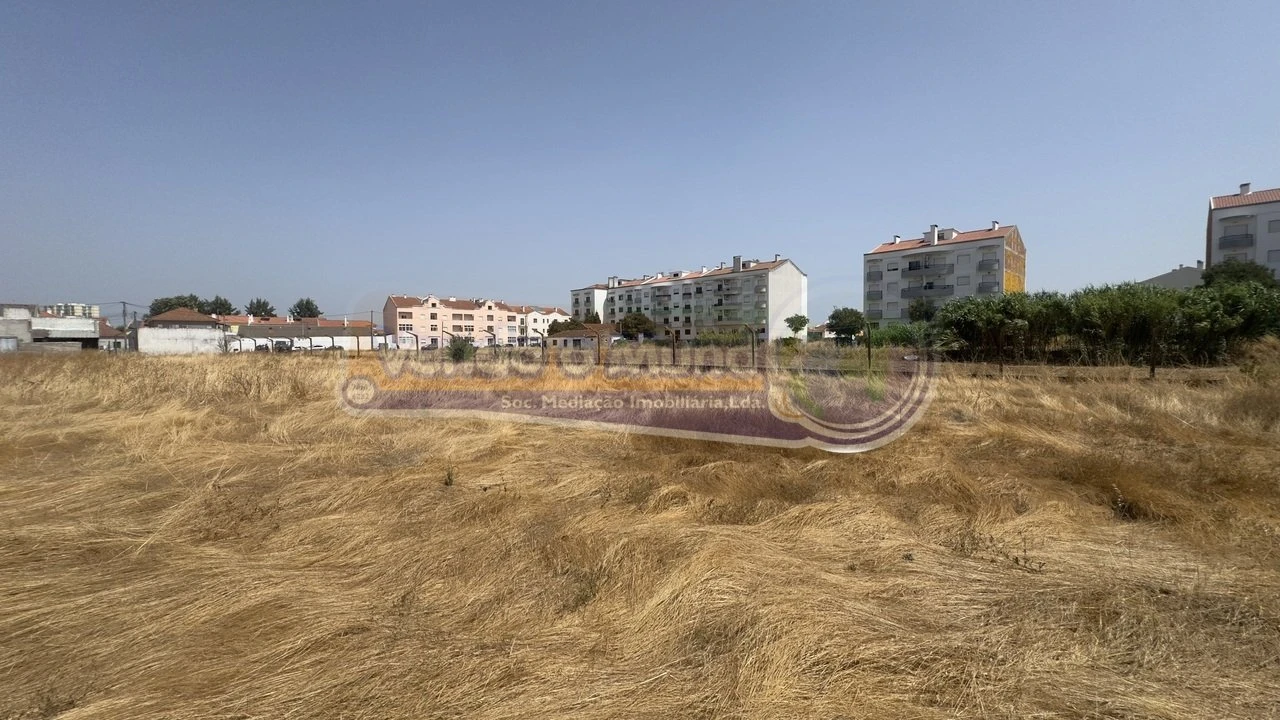 Terreno para Venda em Samora Correia Foto 8