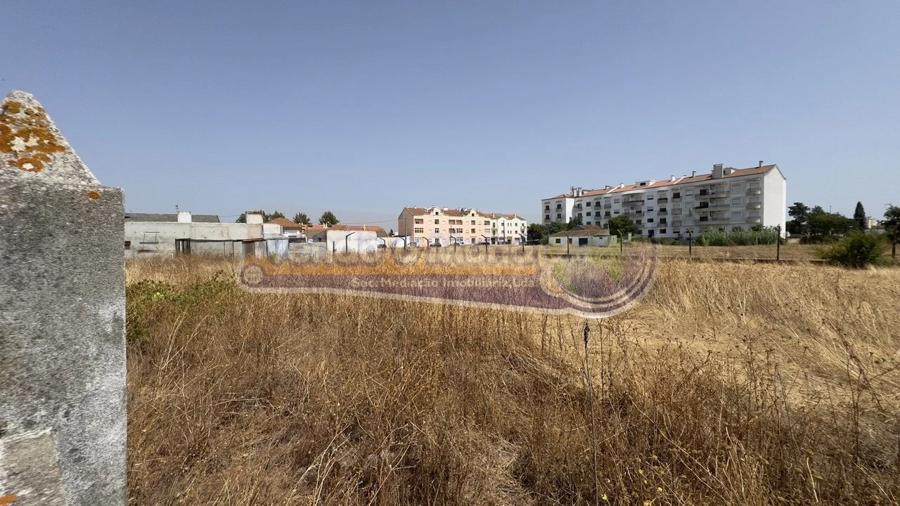 Terreno para Venda em Samora Correia Foto 2