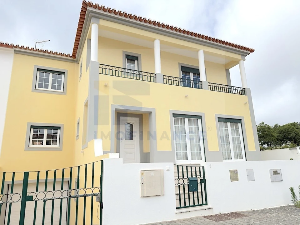 Moradia T4 para Venda em Serra D'El-Rei Foto 2