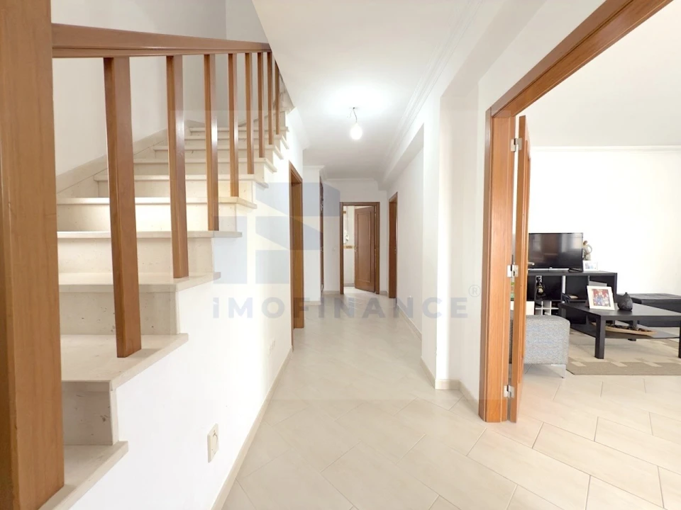 Moradia T4 para Venda em Serra D'El-Rei Foto 6