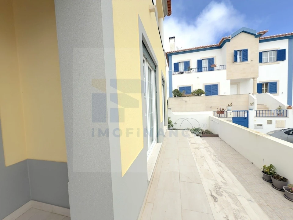 Moradia T4 para Venda em Serra D'El-Rei Foto 4