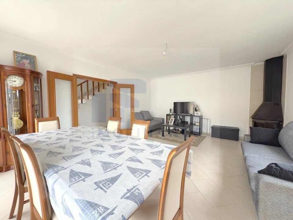 Moradia T4 para Venda em Serra D'El-Rei Foto 12