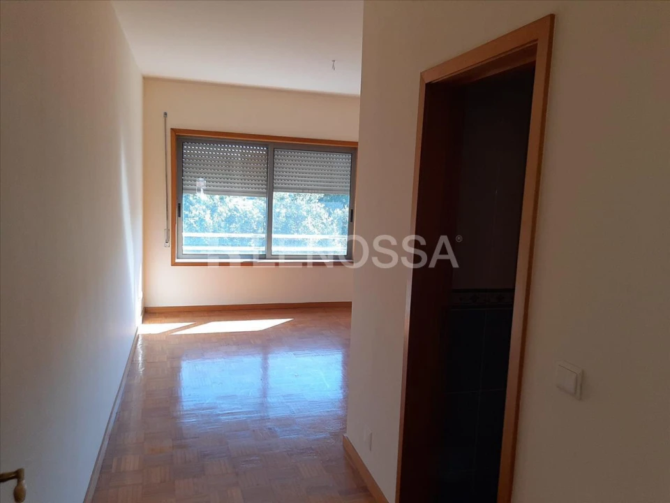 Apartamento T3 para Venda em Rio Tinto Foto 9