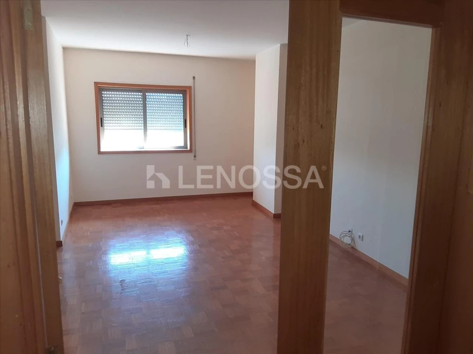 Apartamento T3 para Venda em Rio Tinto Foto 11