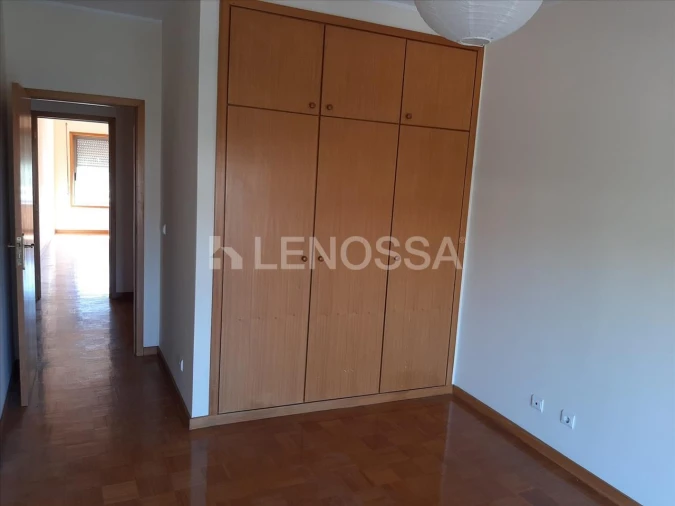 Apartamento T3 para Venda em Rio Tinto Foto 10