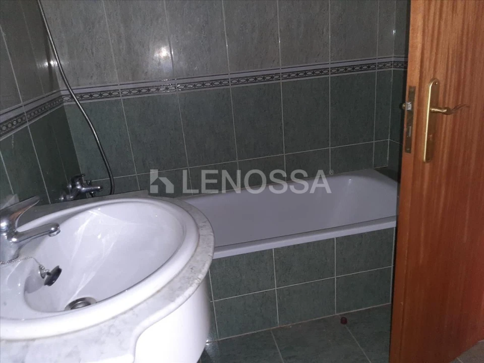 Apartamento T3 para Venda em Rio Tinto Foto 18