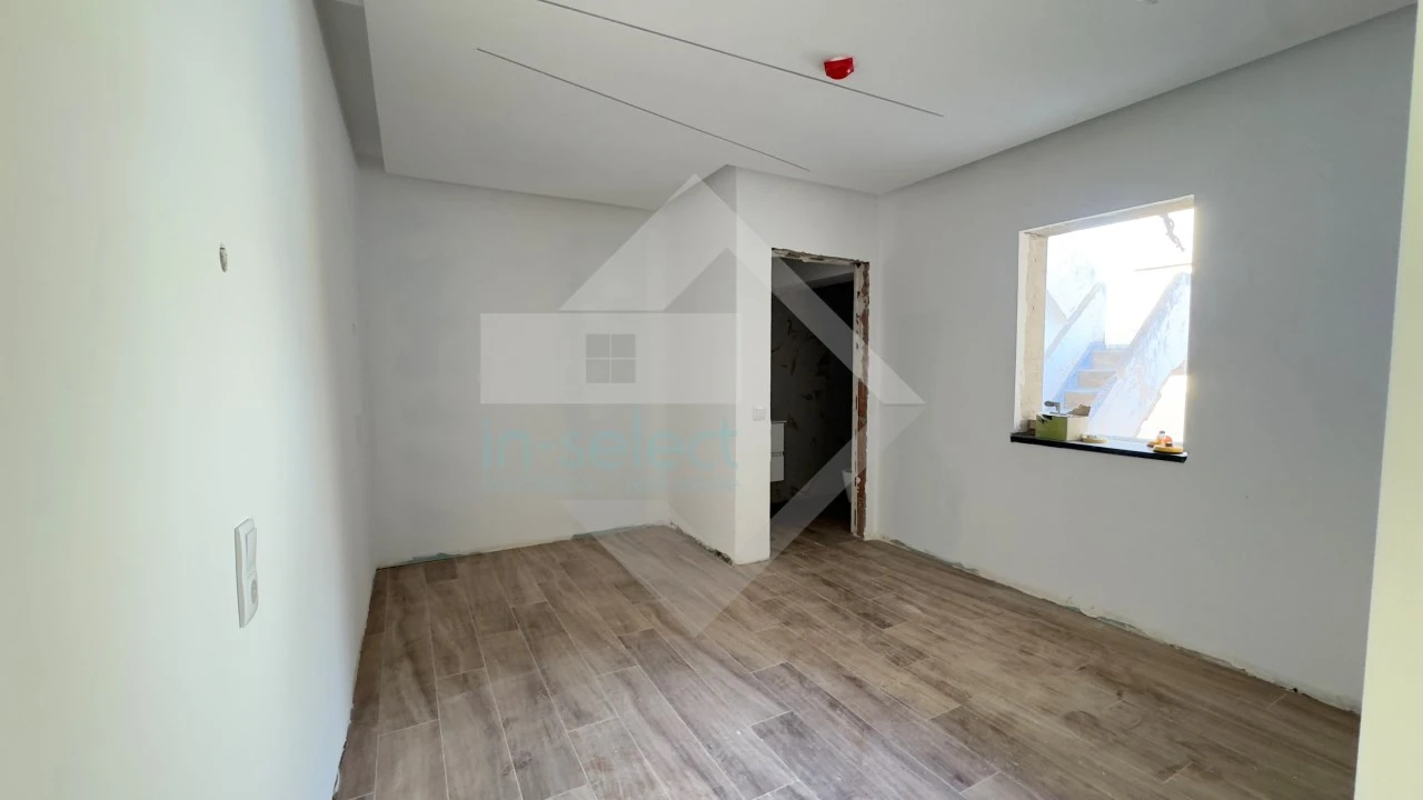 Negócio para Venda em Faro (Sé e São Pedro) Foto 6