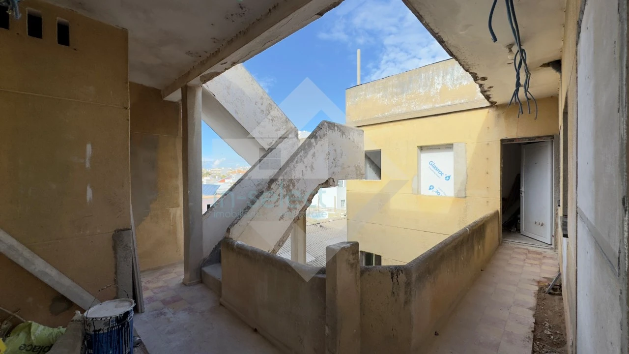 Negócio para Venda em Faro (Sé e São Pedro) Foto 11