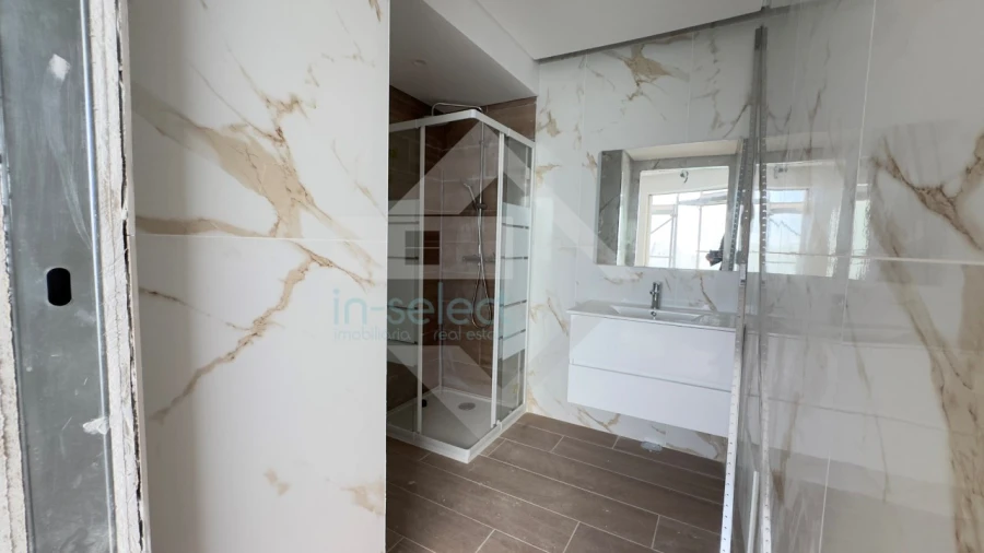 Negócio para Venda em Faro (Sé e São Pedro) Foto 10