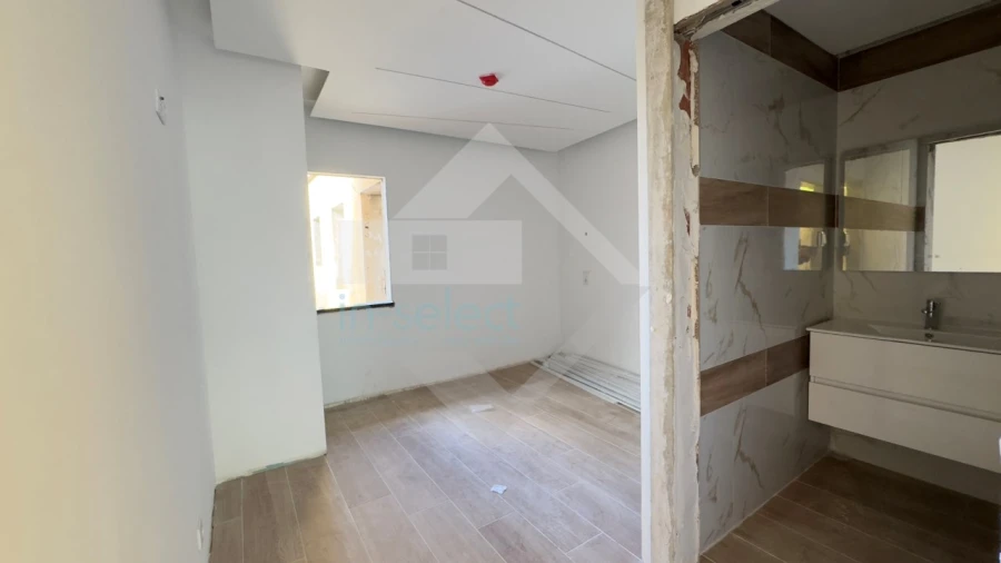 Negócio para Venda em Faro (Sé e São Pedro) Foto 18