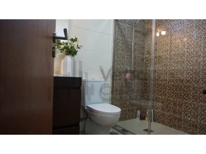 Moradia T2 para Venda em Salamonde Foto 7