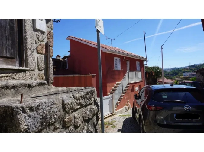 Moradia T2 para Venda em Salamonde Foto 23