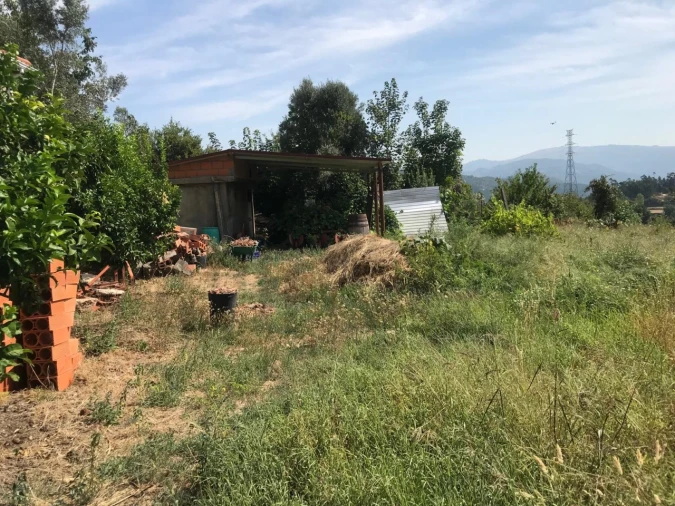 Moradia T2 para Venda em Salamonde Foto 30