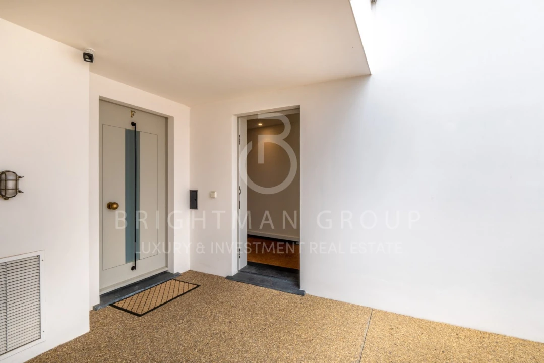 Apartamento T4 para Venda em Aldoar, Foz do Douro e Nevogilde Foto 1