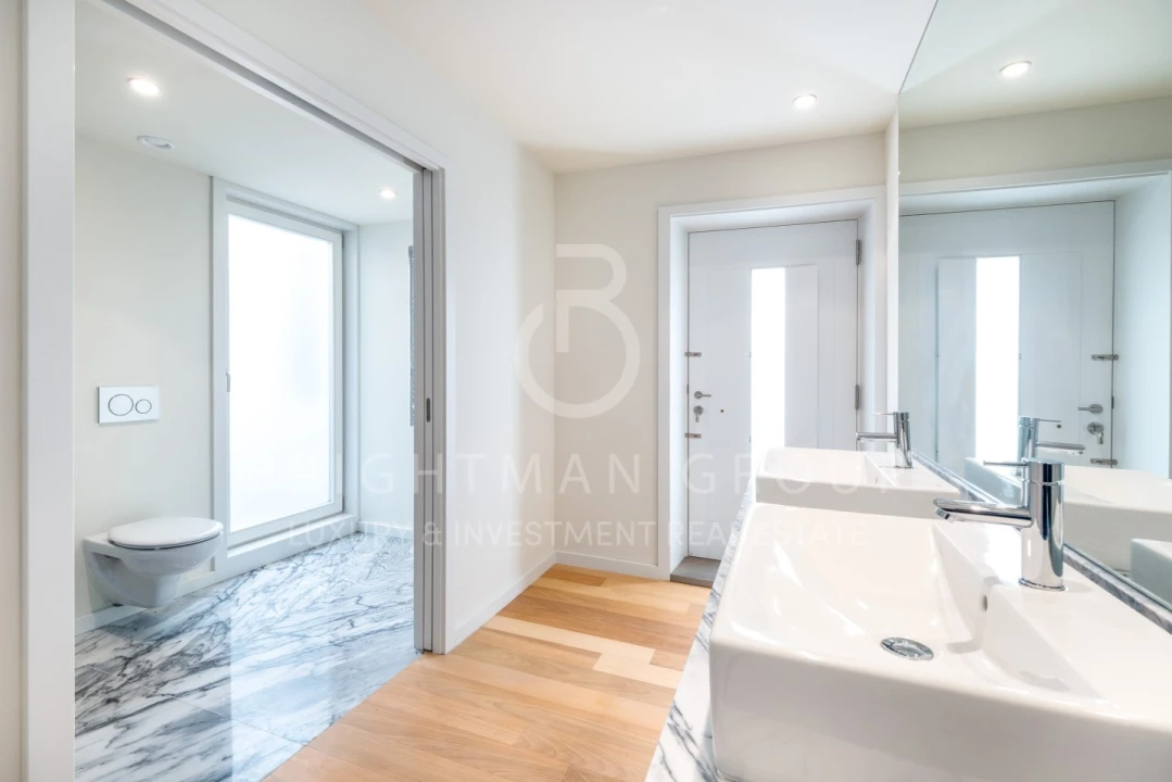 Apartamento T4 para Venda em Aldoar, Foz do Douro e Nevogilde Foto 32