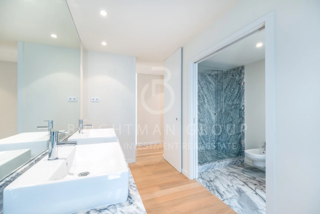 Apartamento T4 para Venda em Aldoar, Foz do Douro e Nevogilde Foto 33