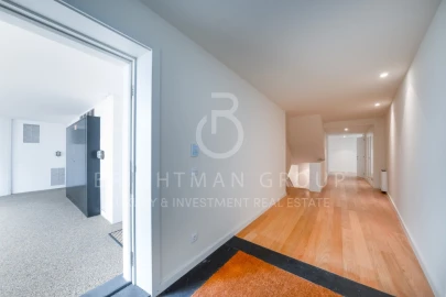 Apartamento T4 para Venda em Aldoar, Foz do Douro e Nevogilde