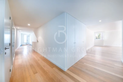 Apartamento T4 para Venda em Aldoar, Foz do Douro e Nevogilde