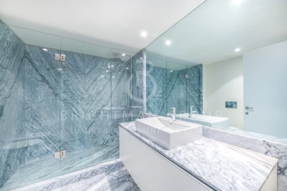 Apartamento T4 para Venda em Aldoar, Foz do Douro e Nevogilde
