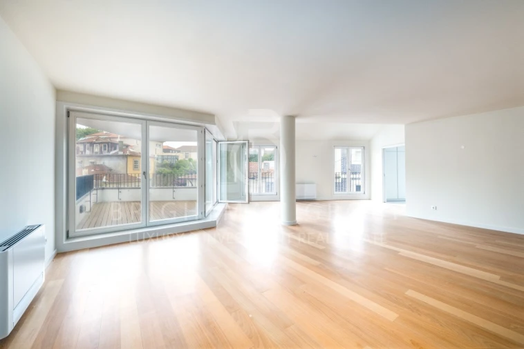 Apartamento T4 para Venda em Aldoar, Foz do Douro e Nevogilde Foto 7
