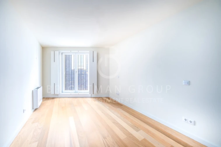 Apartamento T4 para Venda em Aldoar, Foz do Douro e Nevogilde Foto 35