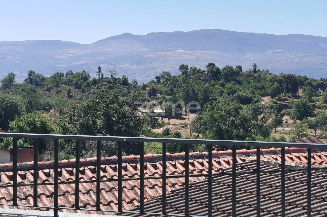 Moradia T5 para Venda em Abrunhosa-A-Velha Foto 19