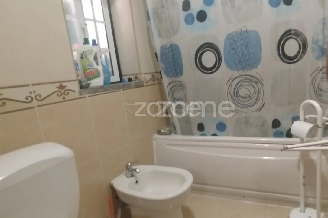 Moradia T5 para Venda em Abrunhosa-A-Velha Foto 14