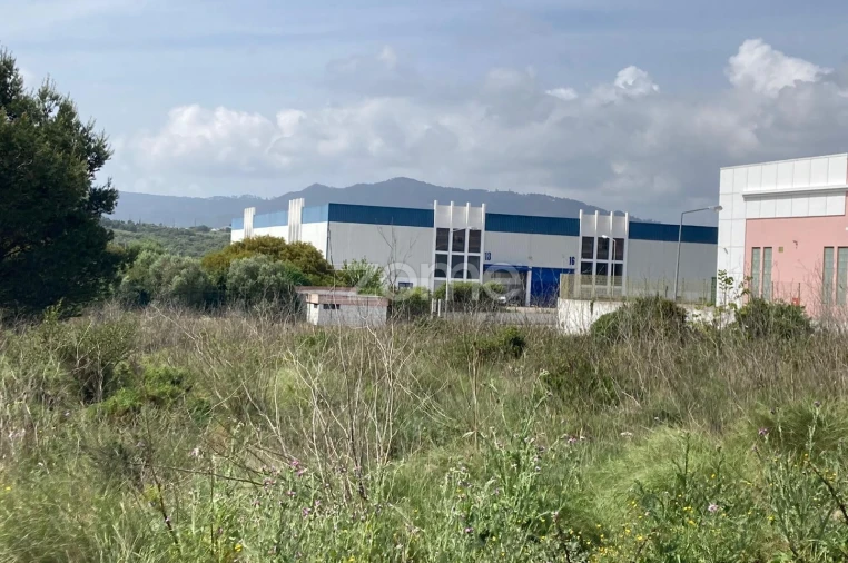 Terreno para Venda em Rio de Mouro Foto 13