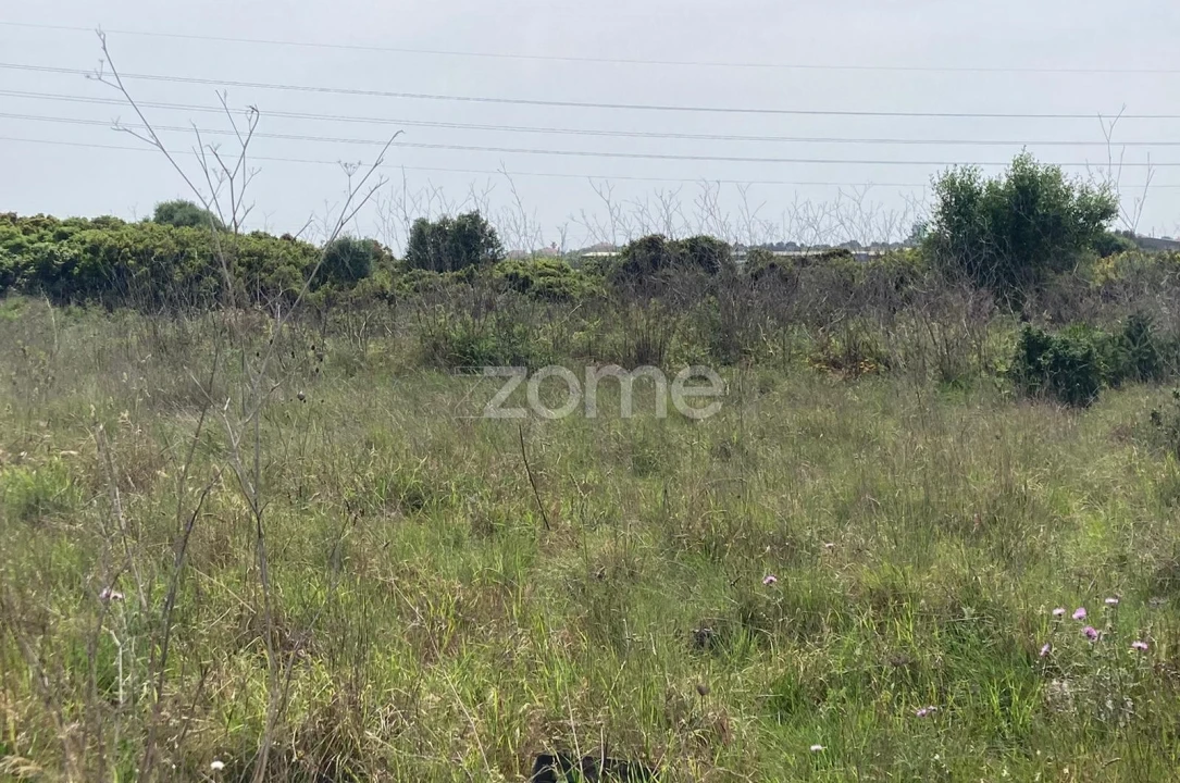 Terreno para Venda em Rio de Mouro Foto 11