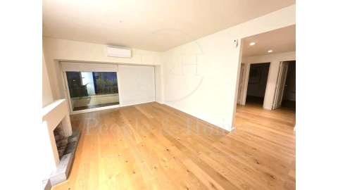 Apartamento T4 para Arrendamento em Cascais e Estoril