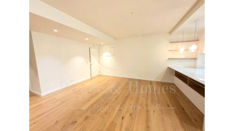 Apartamento T4 para Arrendamento em Cascais e Estoril